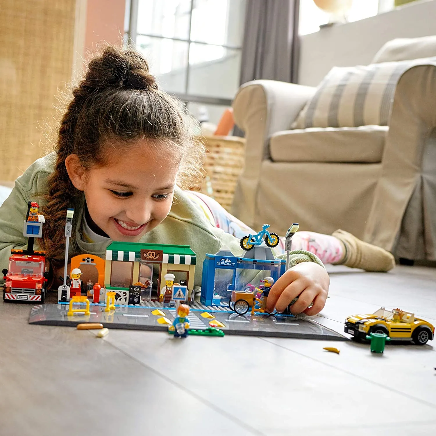 60306 LEGO® City Shopping Street