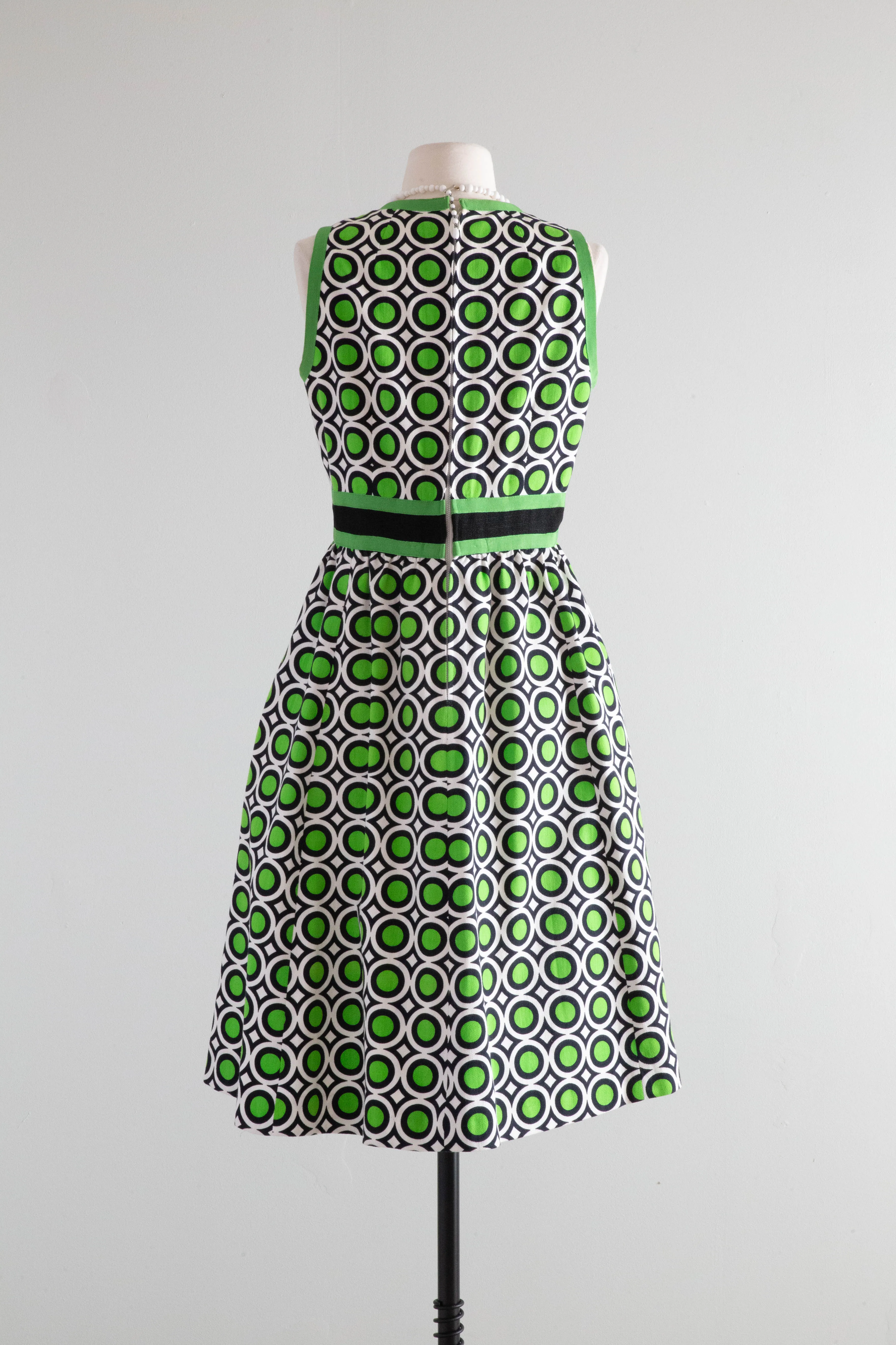 Darling 1960's OP-Art Dress By Shannon Rodgers For Jerry Silverman / Medium