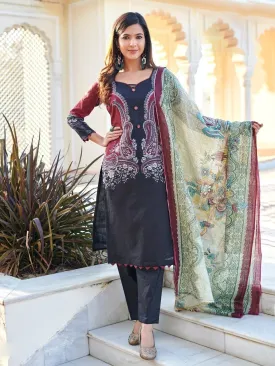 Pure Lawn Printed Women Unstitched Suit design Karachi Material